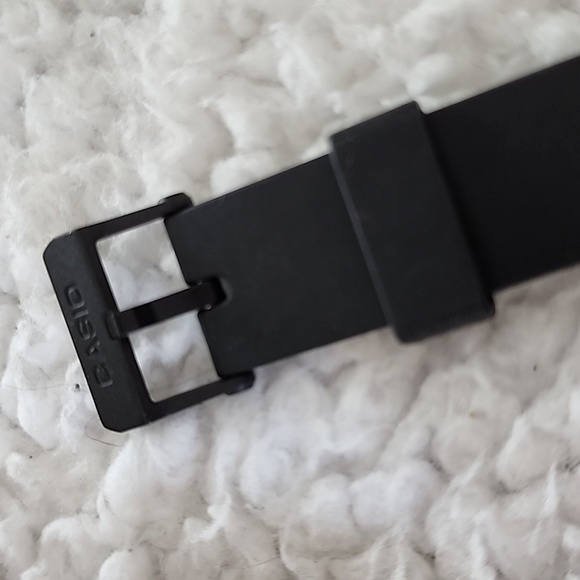 Casio Black and Orange Dive Watch New Battery - Picture 3 of 5